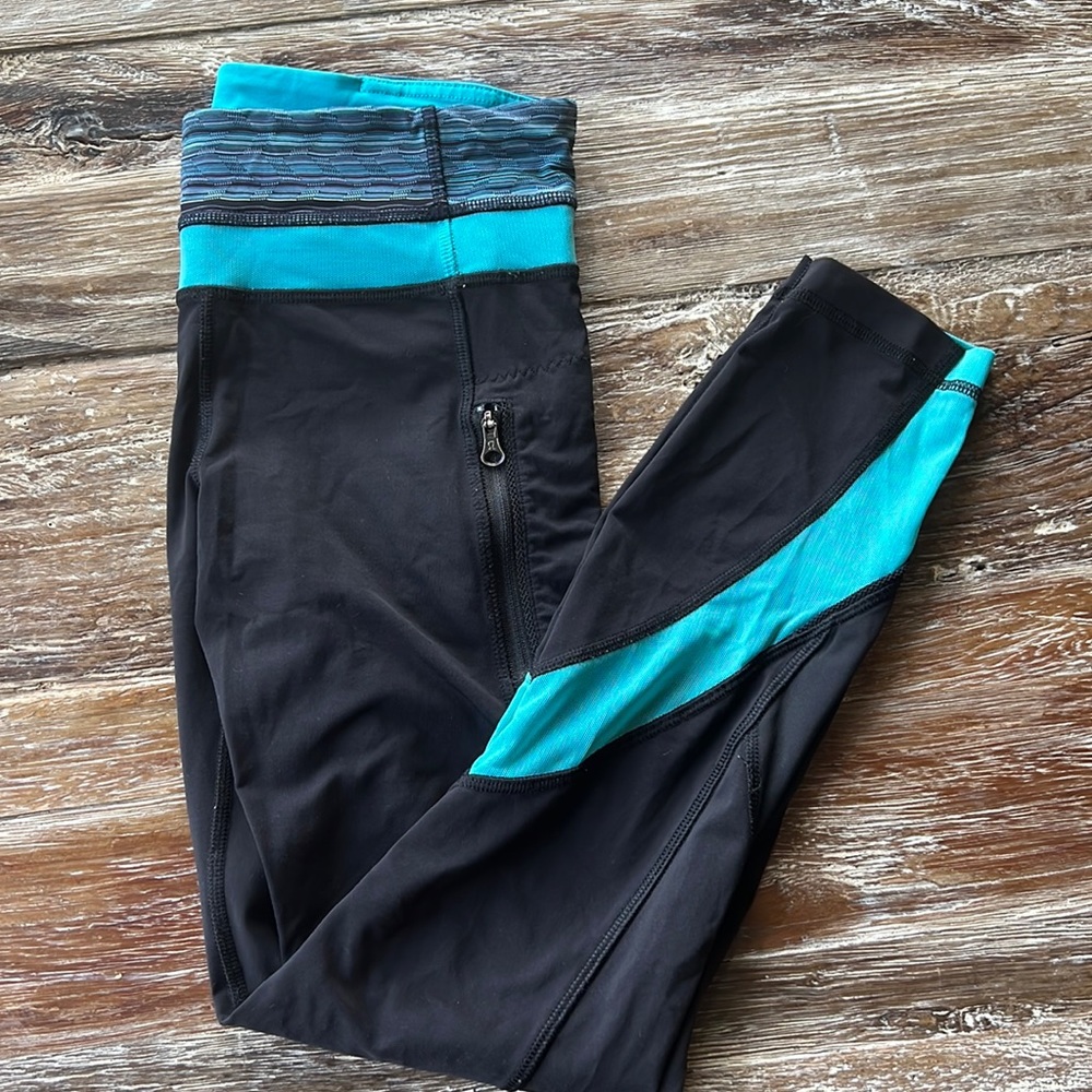 Lululemon Black and Blue Leggings